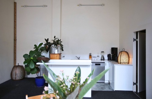 Fitzroy Apartment | Spacious, 1 BR, Warehouse Conversion, Fitzroy