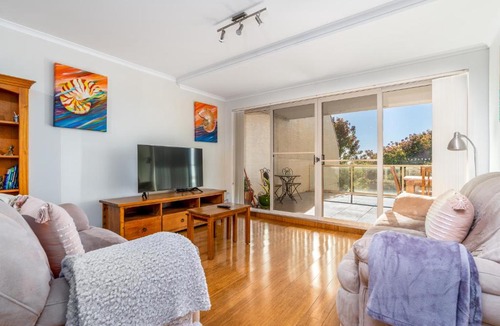 Narrabundah Apartment | Spacious 2BR APT Panoramic Views Central Location - Hosted by CanStay