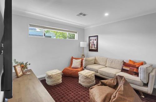 Yokine House | Spacious 3-Bed Home in Leafy Yokine