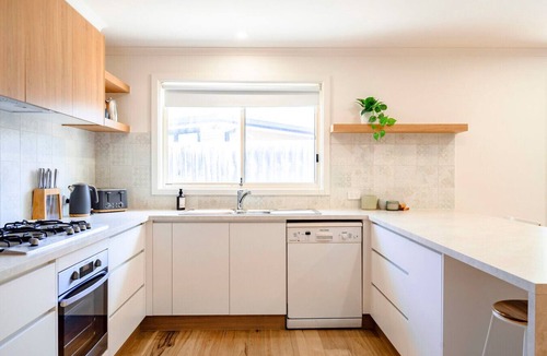 Ocean Grove House | Spacious 3BR Beach House | Ocean Grove | 6 Guests