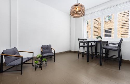 Teneriffe Apartment | Spacious 3BR Heritage Apartment with Pool, Parking