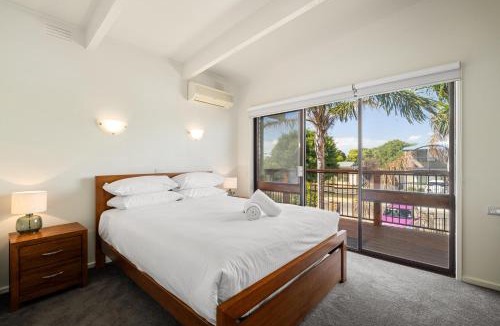 Capel Sound House | Spacious 4-Bed Home 5-min from the Beach