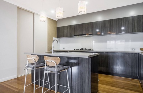 Byford Apartment | Spacious 4-Bed House with Outdoor Area