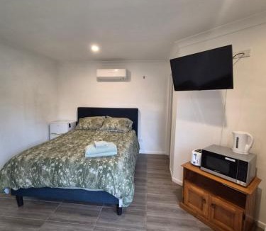 Maryborough Apartment | Spacious and Comfortable Stay, Central Location