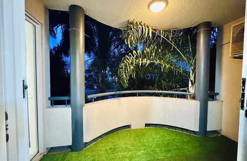 Parramatta Park Apartment | Spacious Apartment in the Heart of Cairns CBD