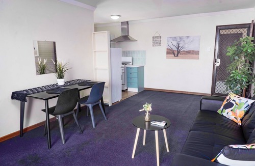 Rivervale Apartment | Spacious & Cosy self-contained 1 bedroom apartment