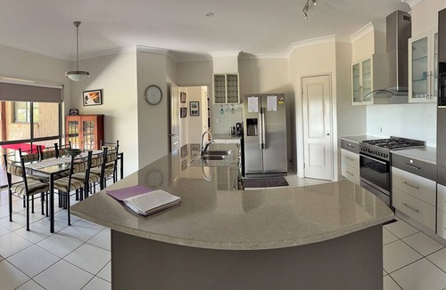 Mount Tully House | Spacious Country Home