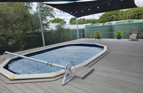 Dunsborough House | Spacious family friendly home walking distance to beach and town. Pet friendly.