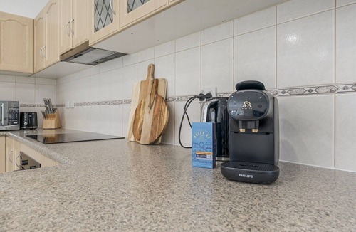 Glenunga Apartment | Spacious Glenunga Home with Garage Parking