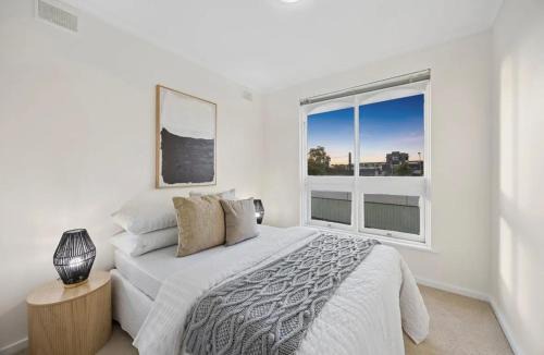 Rostrevor Apartment | Spacious Hills Retreat with City Convenience
