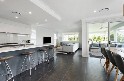 Catherine Hill Bay House | Spacious & Luxurious Beach Home