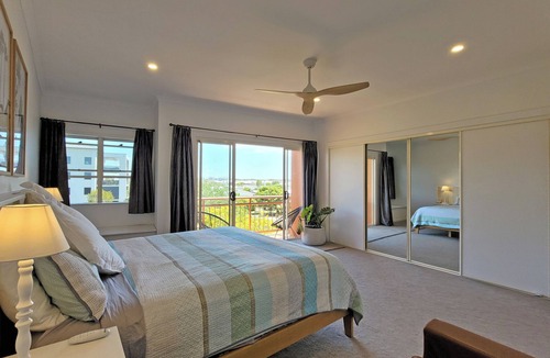 Marcoola Apartment | Spacious Marcoola seaside 3-bedroom apartment