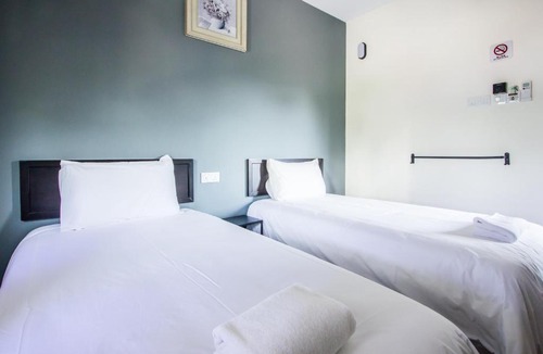 Benggali House | Spacious Newly Plumeria - 3BedRooms in share house