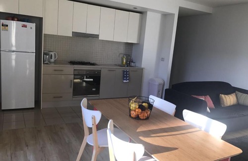 Marrickville Apartment | Spacious One Bedroom Apartment in Marrickville
