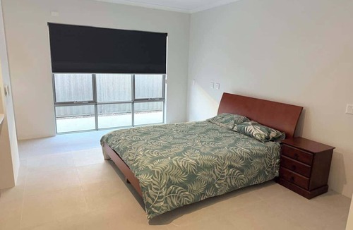 Piara Waters House | Spacious Piara Waters Home: 4 Bedrooms, Modern Kitchen & Fantastic Accessible Design