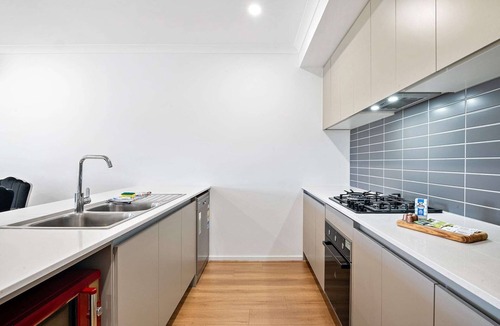 Tarneit Apartment | Spacious Tarneit Home with Private Garden