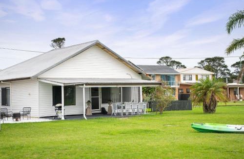 Greenwell Point House | Spacious Waterfront Cottage on Crookhaven River