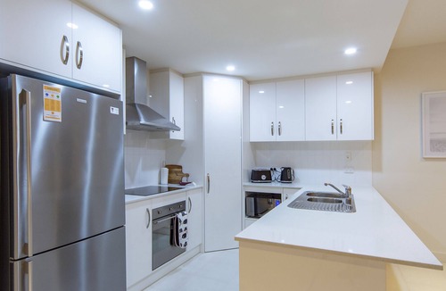 Aldinga Beach House | Spectacular Esplanade 4BR Contemporary with Views