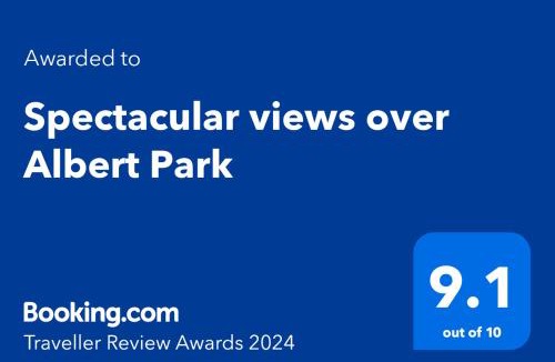 St Kilda Apartment | Spectacular views over Albert Park
