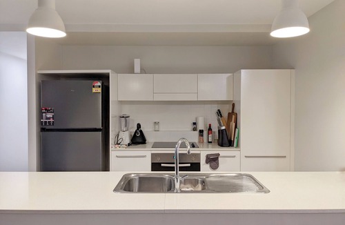 West End Apartment | Sprawling + bright West End aerie close to everything!