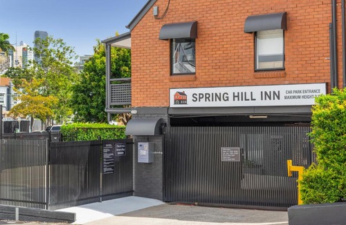 Fortitude Valley Hotel | Spring Hill Inn