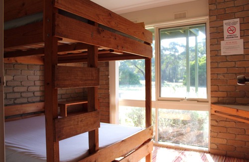 Robertsons Beach Cabin | Spring promotion 8% off for Winter bookings. Contact us for details.