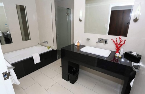 Springfield Lakes Hotel | Springfield Lakes Hotel