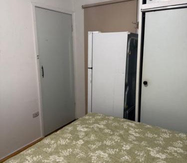 Springvale South House | Springvale Couple Room for Rent