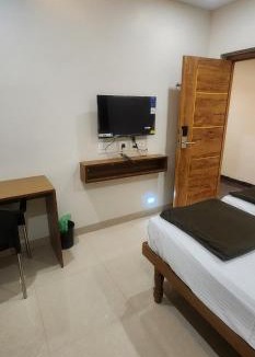 Hosur Hotel | SRI KRISHNA LODGE
