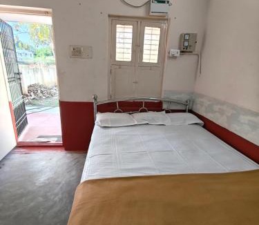 Tiruvannamalai Villa | Sri Ramana AC Home Stay