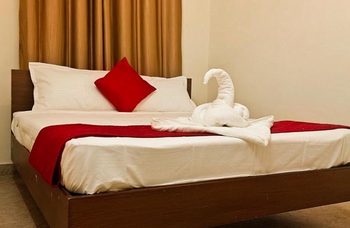 Tiruvannamalai Hotel | Sri Vari Residency - 700m to Arunachalam Temple