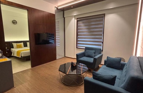 Koramangala Hotel | SRS Suites