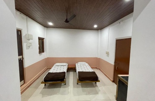 Valpoy Bed & Breakfast | Srushti farm