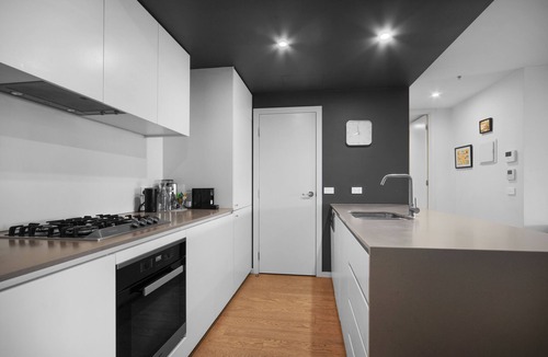 St Kilda Apartment | St Kilda Pool Luxe by Ready Set Stay