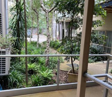 Lower Plenty Apartment | Star on Main with a Pool