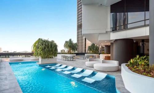 Brisbane Central Business District Apartment | Star WaterView - All Inclusive Sleep 4 - Resort Access - Gym Pool Sauna Spa