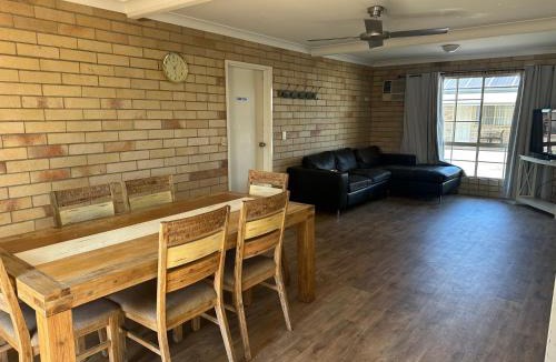 Roma Hotel | Starlight Motor Inn