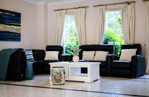 Warrandyte Villa | StayAU Expansive 6BR Villa Scenic Warrandyte