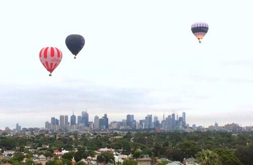 Northcote Apartment | StayCentral - Northcote Hill Penthouse