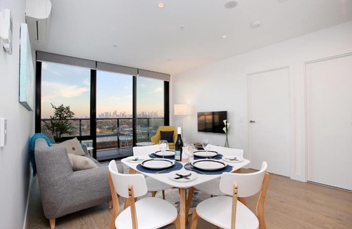 Northcote Apartment | StayCentral - Northcote Hill Penthouse