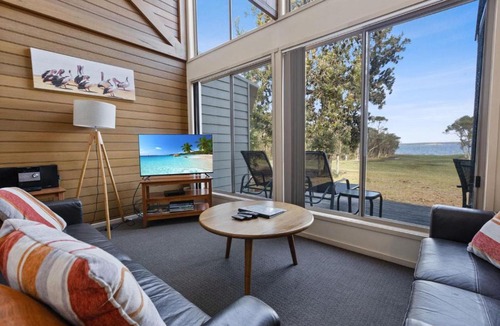 Forge Creek House | Steamer - Waterfront Retreat