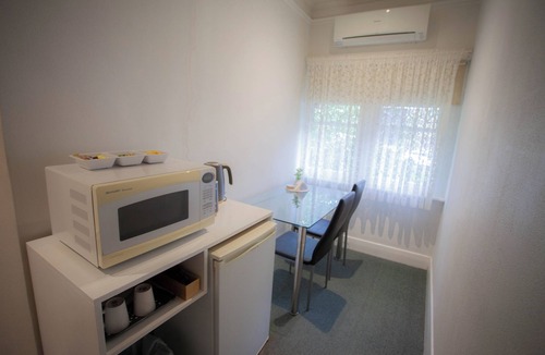 Soldiers Hill Apartment | Step into a cozy and practical studio apartment, thoughtfully designed for a comfortable stay.