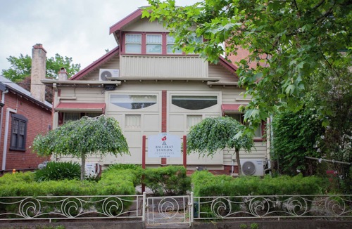 Soldiers Hill Apartment | Step into a cozy and practical studio apartment, thoughtfully designed for a comfortable stay.