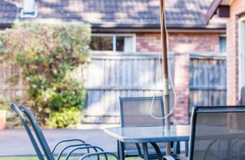 Wamberal House | Steps to Terrigal Beach