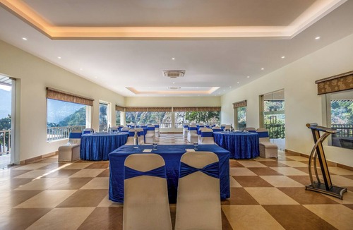 Jakh Hotel | Sterling Riverview Jim Corbett
