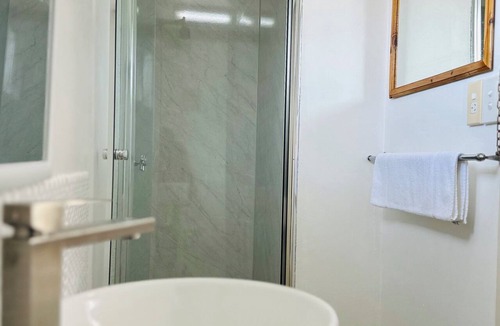Clunes Hotel | Stonez Boutique Accommodation