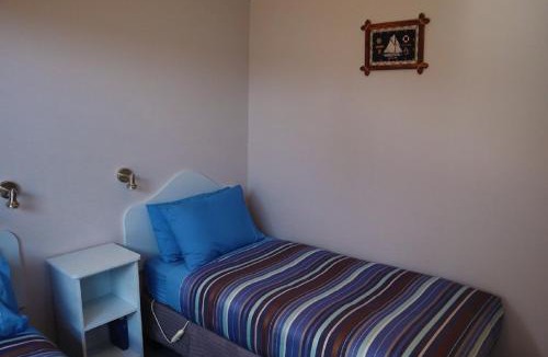 Strahan Apartment | Strahan Bungalows
