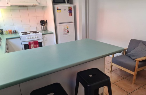 Bar Beach Apartment | Studio 2 - self contained - walk to cafes and beaches
