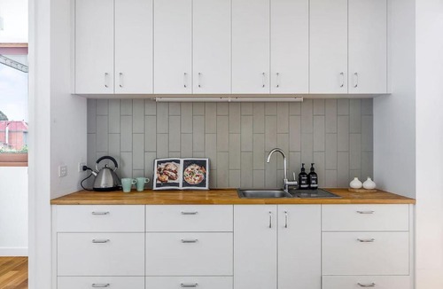 Fitzroy North Apartment | 'Studio 43' Vintage Warehouse Vibes in Fitzroy North