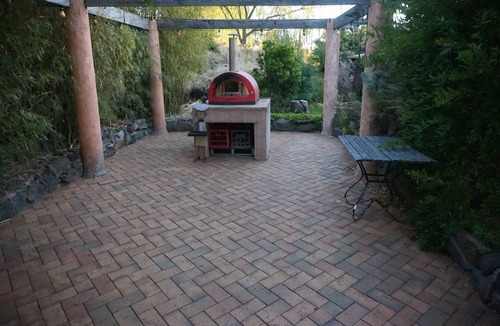 Axedale Apartment | Studio Apartment located on the fringe of Axedale in Central Victoria.